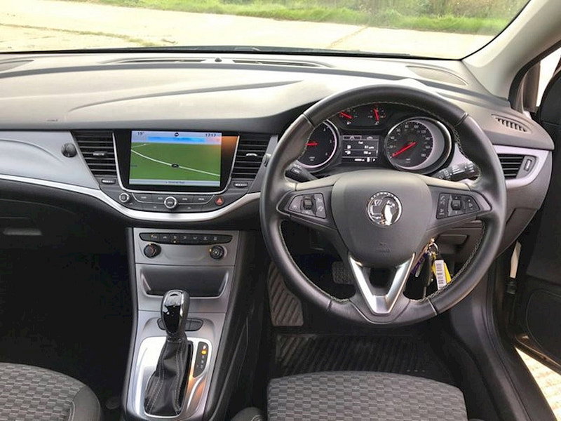 Vauxhall Astra TECH LINE NAV 1.6 CDTI SPORT PACK