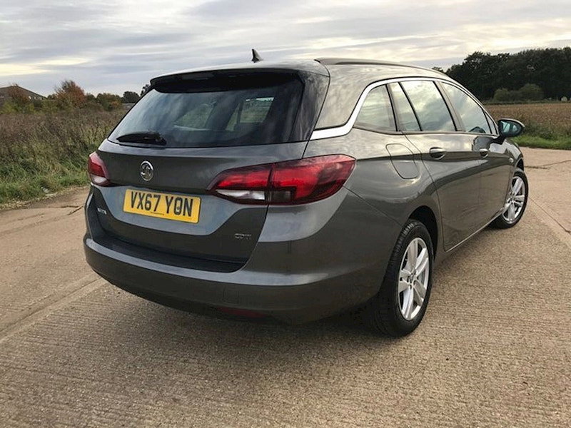 Vauxhall Astra TECH LINE NAV 1.6 CDTI SPORT PACK