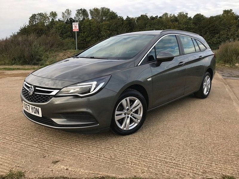 Vauxhall Astra TECH LINE NAV 1.6 CDTI SPORT PACK