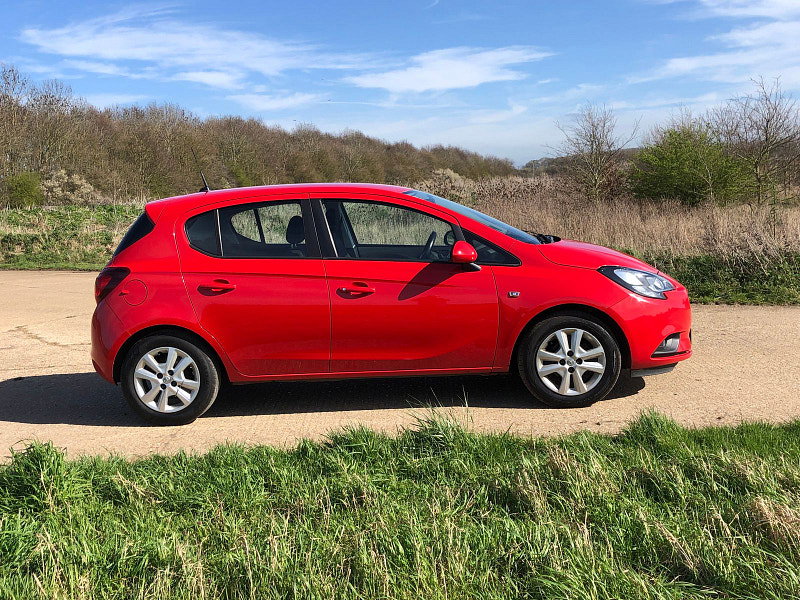 Vauxhall Corsa 1.4i ecoTEC Design Hatchback 5dr Petrol Manual Euro 6 (90 ps)