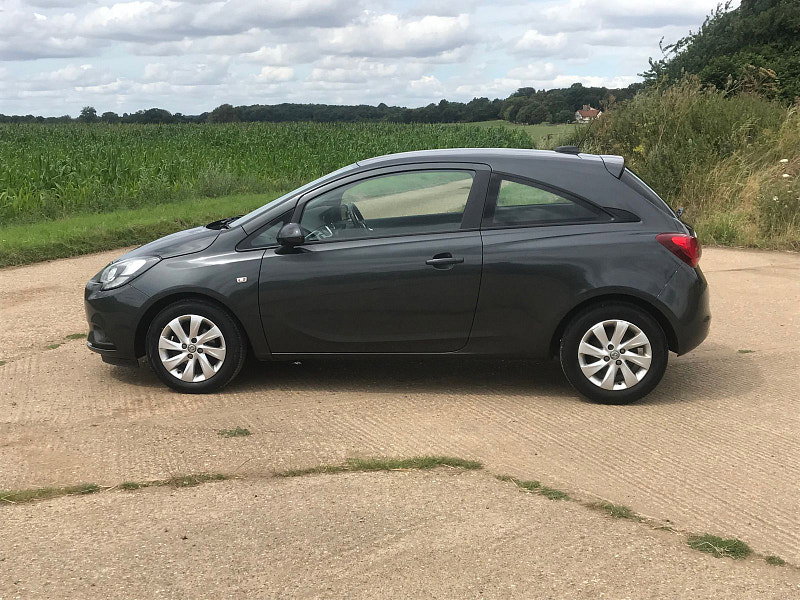 Vauxhall Corsa 1.4L DESIGN ECOFLEX Hatchback 3dr Petrol Manual Euro 6 (74 bhp)