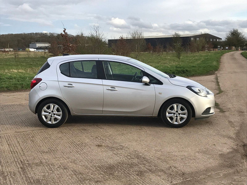 Vauxhall Corsa 1.4L DESIGN ECOFLEX Hatchback 5dr Petrol Manual Euro 6 (74 bhp)