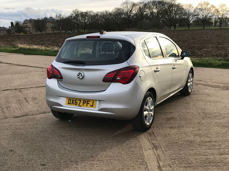 Vauxhall Corsa 1.4L DESIGN ECOFLEX Hatchback 5dr Petrol Manual Euro 6 (74 bhp)
