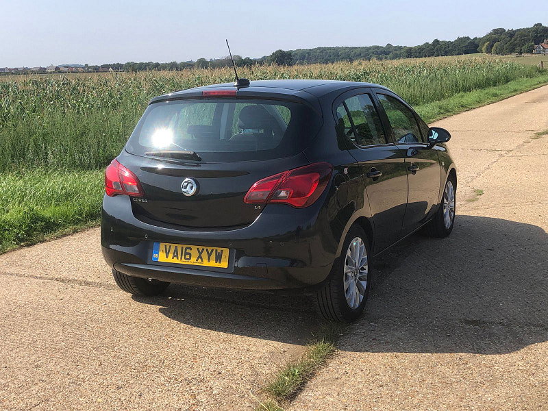 Vauxhall Corsa 1.4L SE ecoFLEX Hatchback 5dr Petrol Manual Euro 6 (89 bhp)
