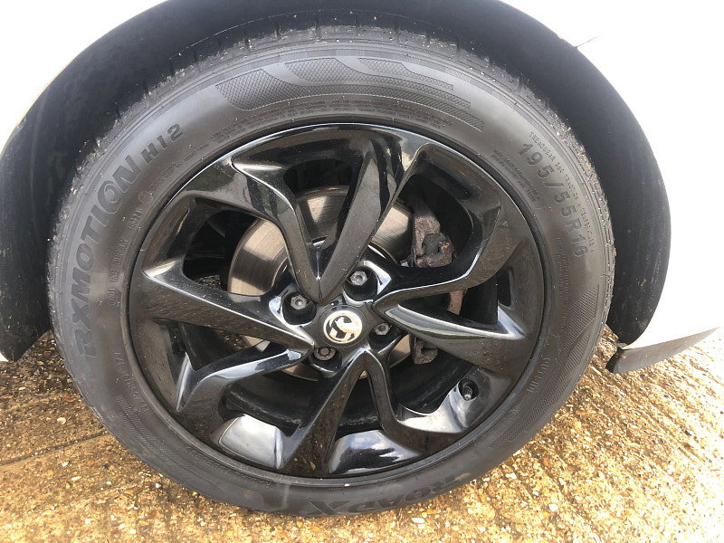 Vauxhall Corsa 1.4L SRI ecoFLEX Hatchback 5dr Petrol Manual Euro 6 (74 bhp)