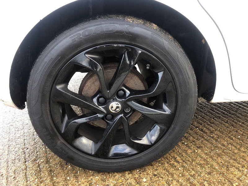 Vauxhall Corsa 1.4L SRI ecoFLEX Hatchback 5dr Petrol Manual Euro 6 (74 bhp)