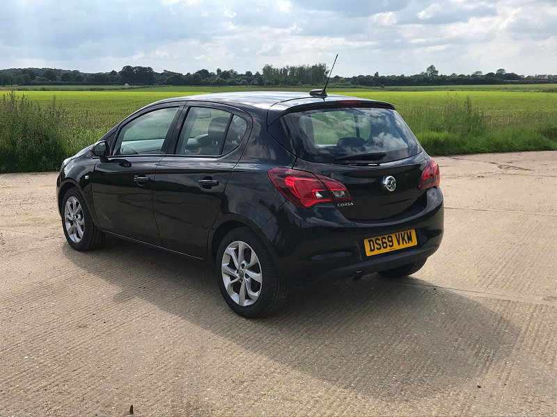 Vauxhall Corsa 1.4L SRI NAV S/S Hatchback 5dr Petrol Manual Euro 6 (89 bhp)