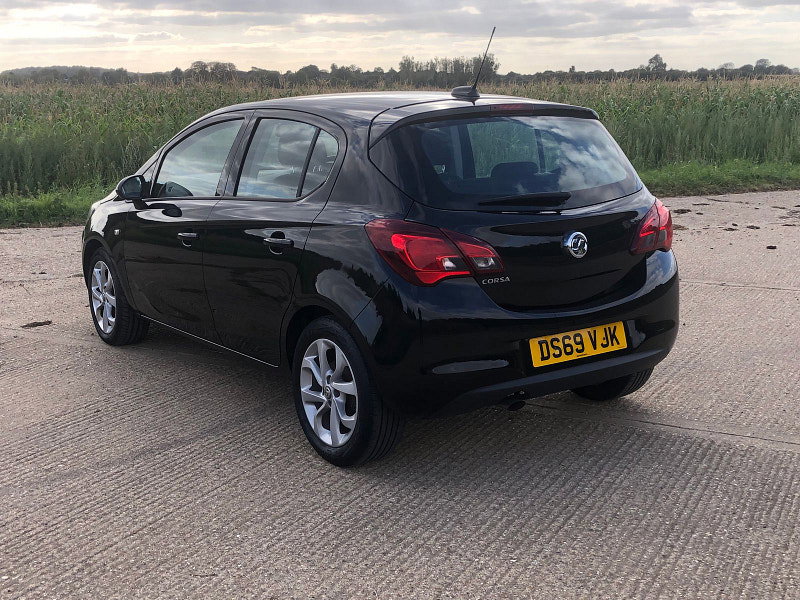 Vauxhall Corsa 1.4L SRi Nav S/S Hatchback 5dr Petrol Manual Euro 6 (89 bhp)