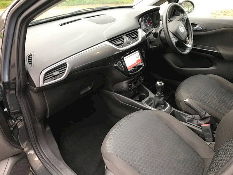 Vauxhall Corsa DESIGN 1.2 5 DR