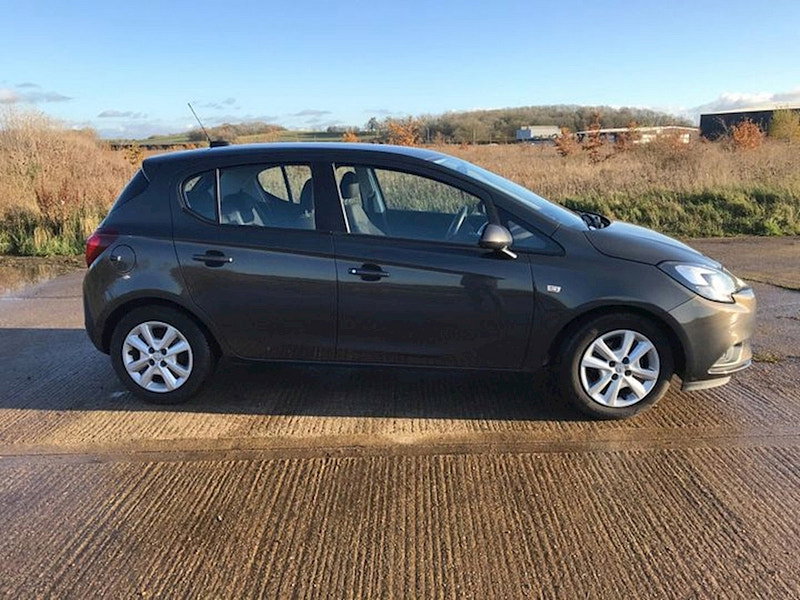 Vauxhall Corsa DESIGN 1.2 5 DR