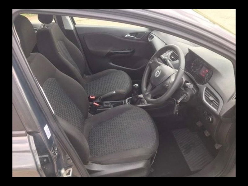 Vauxhall Corsa LIFE 1.2 5 door