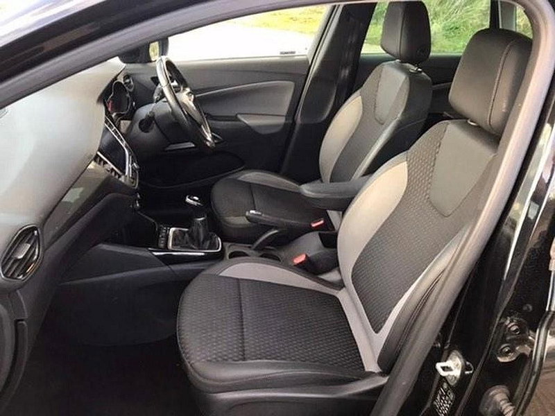 Vauxhall Crossland X 1.6L TECH LINE NAV ECOTEC S/S 5dr Diesel Manual Euro 6 (98 bhp)