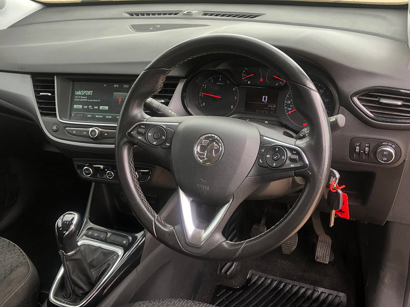 Vauxhall Crossland X 1.2 SE SUV 5dr Petrol Manual Euro 6 (83 ps)