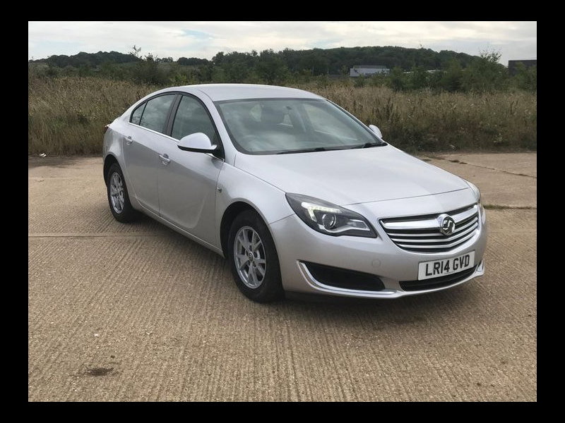 Vauxhall Insignia DESIGN 1.8VVti 5 DR - 1 OWNER