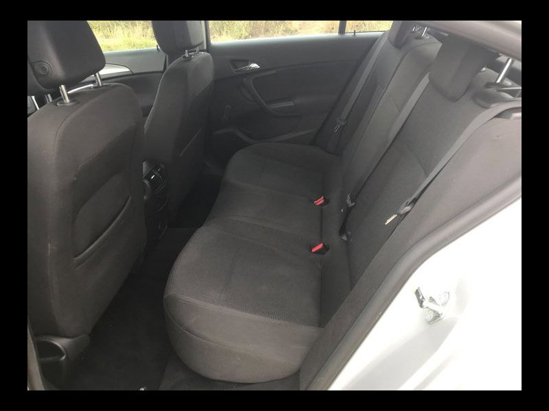 Vauxhall Insignia DESIGN 1.8VVti 5 DR - 1 OWNER
