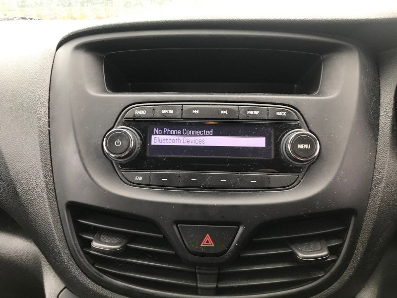 Vauxhall Viva 1.0L SE Hatchback 5dr Petrol Manual Euro 6 (72 bhp)