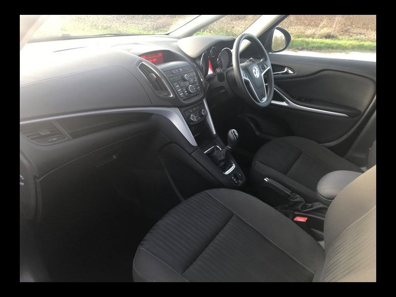 Vauxhall Zafira Tourer DESIGN 1.6 CDTI ECOFLEX £20 TAX