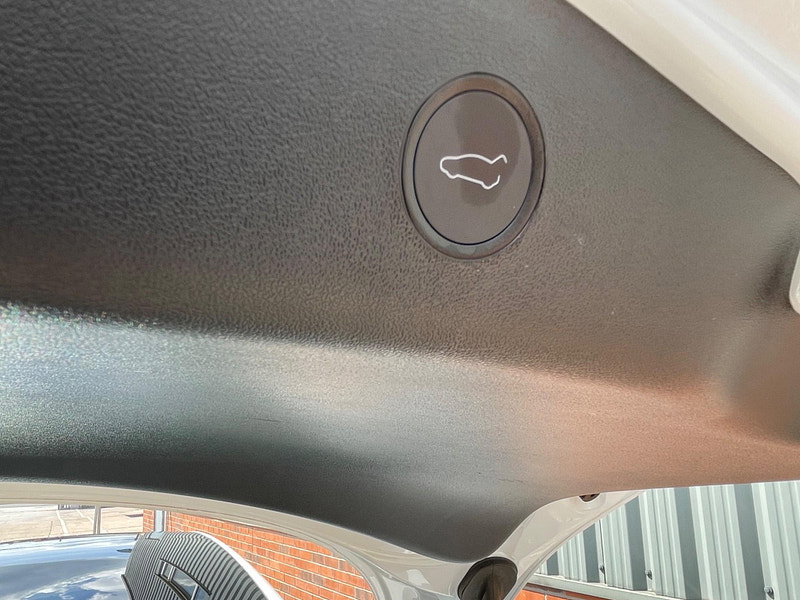 Tesla Model 3 (Dual Motor) Long Range Auto 4WDE 4dr