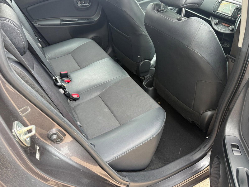 Toyota Yaris 1.33 Dual VVT-i Excel Multidrive S Euro 5 5dr Euro 5