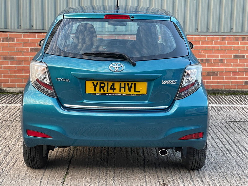 Toyota Yaris 1.33 Dual VVT-i Icon Plus Euro 5 5dr