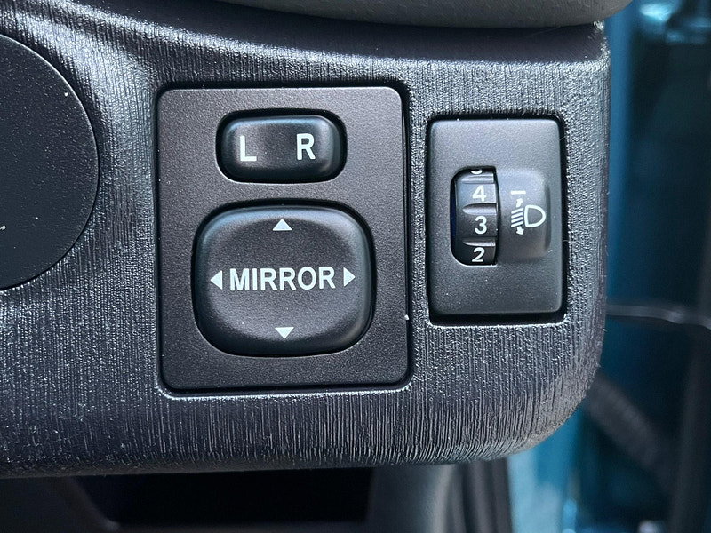 Toyota Yaris 1.33 Dual VVT-i Icon Plus Euro 5 5dr
