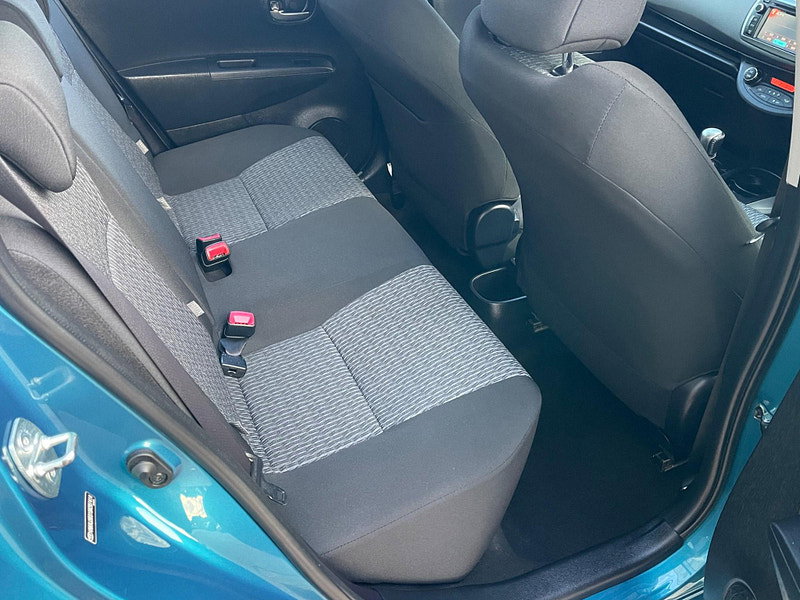 Toyota Yaris 1.33 Dual VVT-i Icon Plus Euro 5 5dr