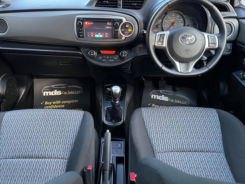 Toyota Yaris 1.33 Dual VVT-i Icon Plus Euro 5 5dr