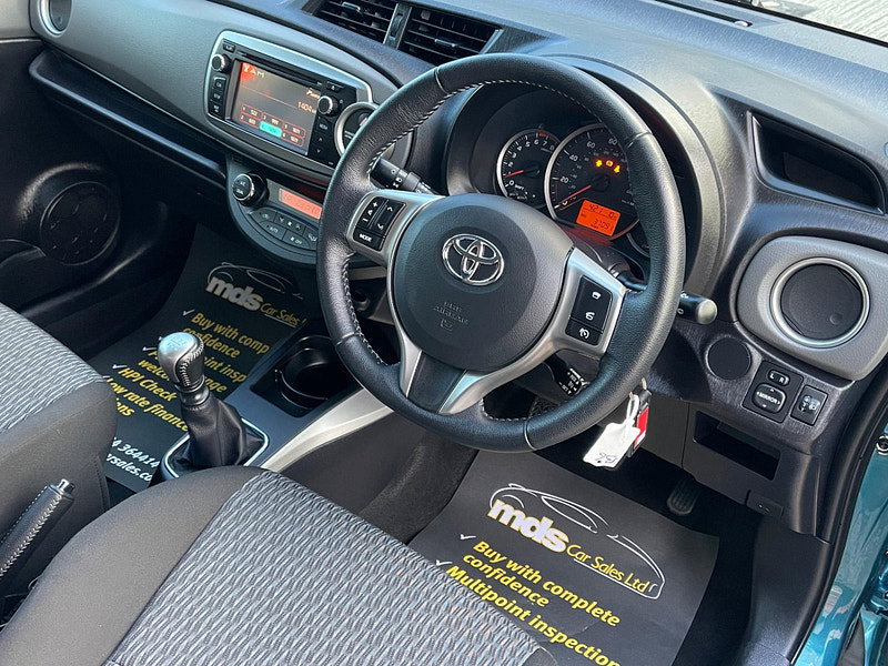 Toyota Yaris 1.33 Dual VVT-i Icon Plus Euro 5 5dr