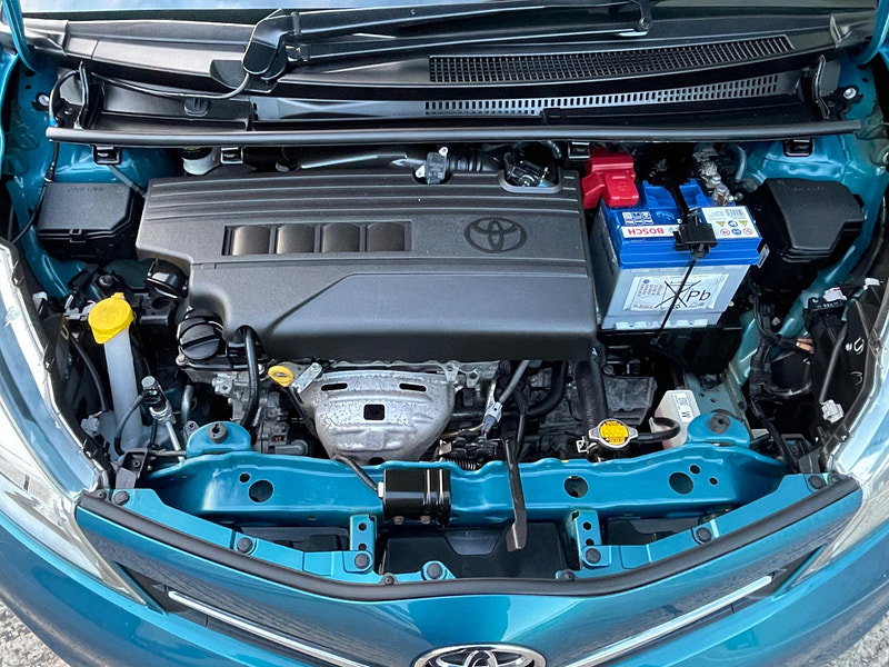 Toyota Yaris 1.33 Dual VVT-i Icon Plus Euro 5 5dr