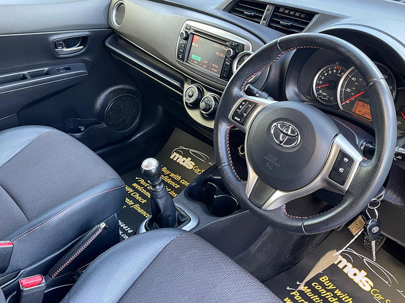 Toyota Yaris 1.33 Dual VVT-i SR Euro 5 5dr