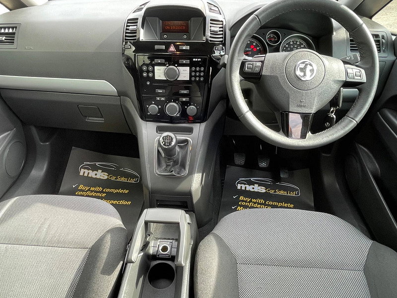 Vauxhall Zafira 1.8 16V Exclusiv Euro 5 5dr