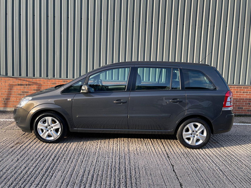Vauxhall Zafira 1.8 16V Exclusiv Euro 5 5dr