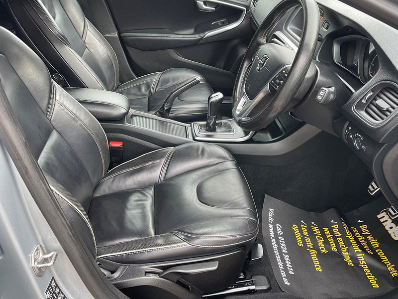 Volvo V40 2.0 T3 R-Design Pro Euro 6 (s/s) 5dr