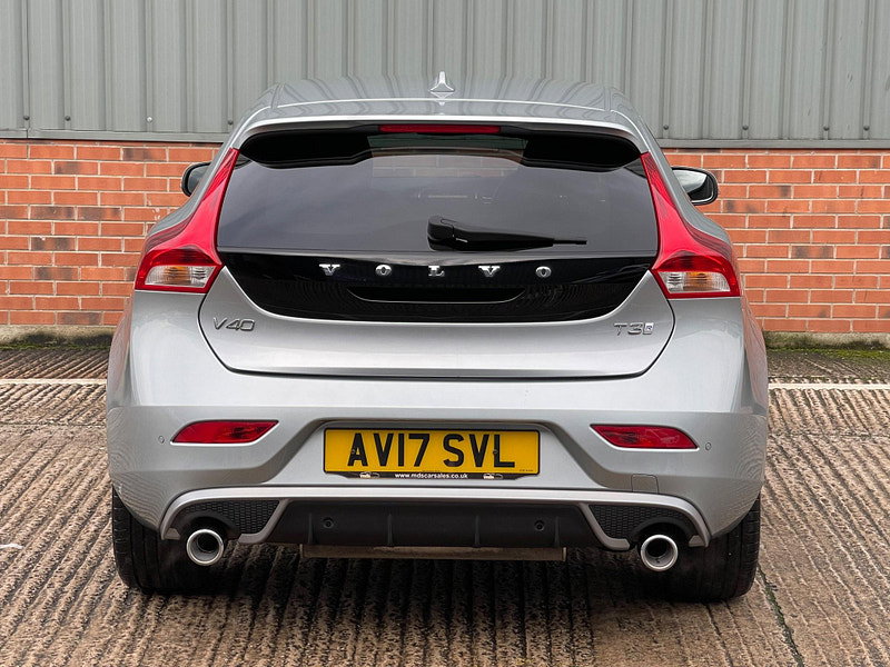 Volvo V40 2.0 T3 R-Design Pro Euro 6 (s/s) 5dr