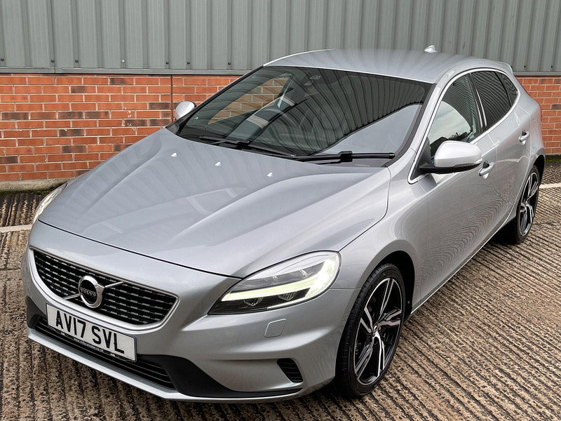 Volvo V40 2.0 T3 R-Design Pro Euro 6 (s/s) 5dr