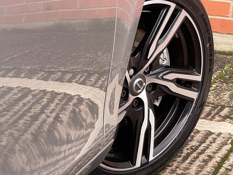 Volvo V40 2.0 T3 R-Design Pro Euro 6 (s/s) 5dr