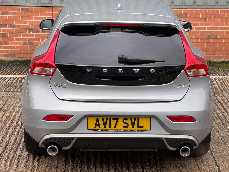 Volvo V40 2.0 T3 R-Design Pro Euro 6 (s/s) 5dr