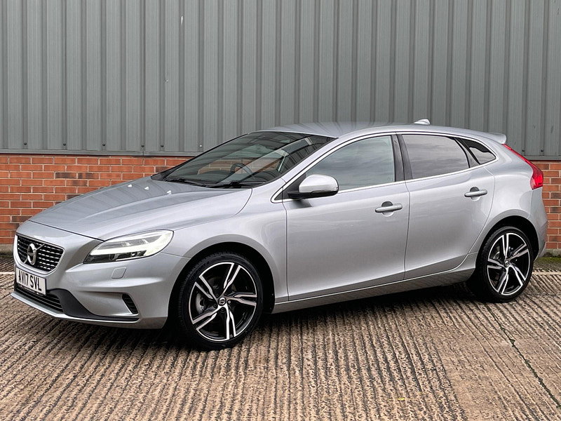 Volvo V40 2.0 T3 R-Design Pro Euro 6 (s/s) 5dr