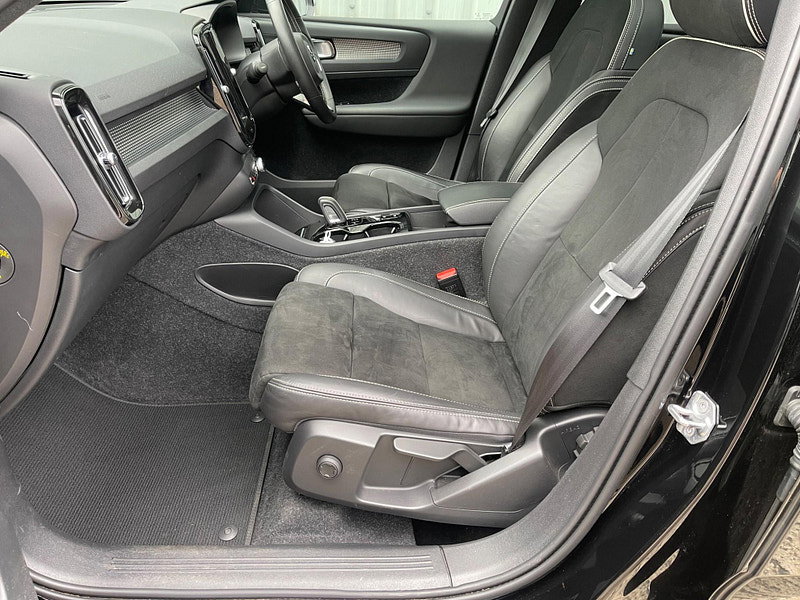 Volvo XC40 1.5h T5 Twin Engine Recharge 10.7kWh R-Design Pro Auto Euro 6 (s/s) 5dr