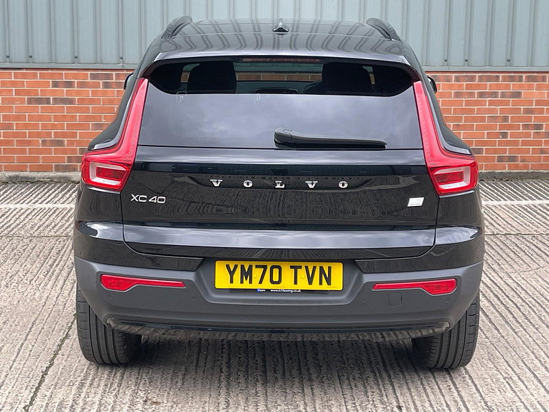 Volvo XC40 1.5h T5 Twin Engine Recharge 10.7kWh R-Design Pro Auto Euro 6 (s/s) 5dr