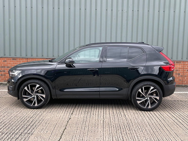 Volvo XC40 1.5h T5 Twin Engine Recharge 10.7kWh R-Design Pro Auto Euro 6 (s/s) 5dr
