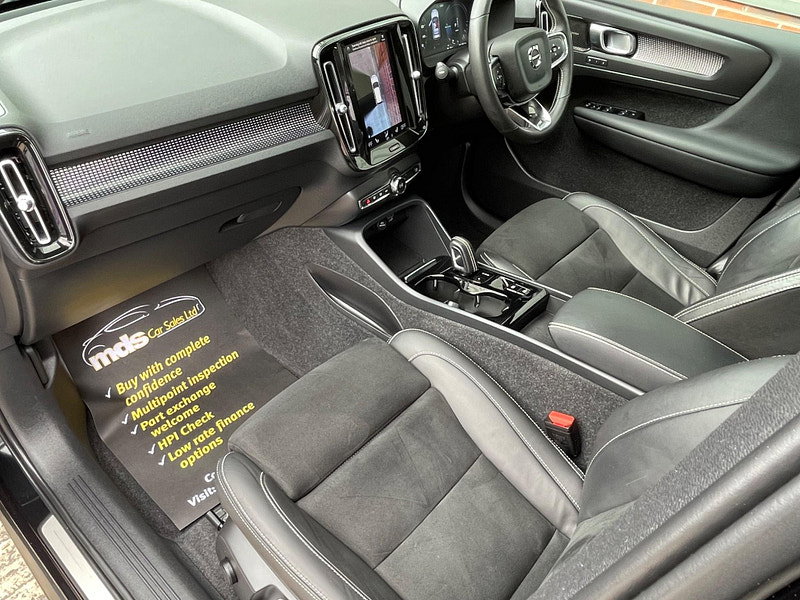 Volvo XC40 1.5h T5 Twin Engine Recharge 10.7kWh R-Design Pro Auto Euro 6 (s/s) 5dr