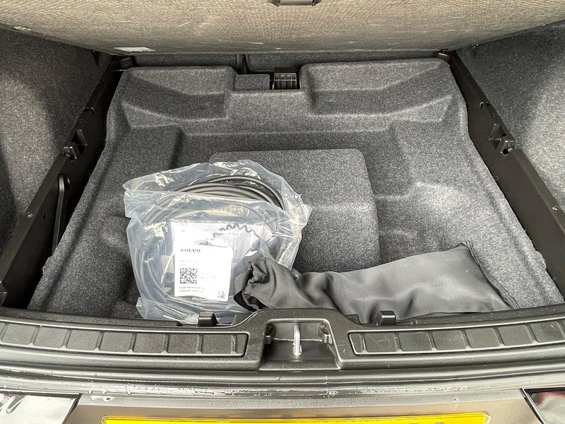 Volvo XC40 1.5h T5 Twin Engine Recharge 10.7kWh R-Design Pro Auto Euro 6 (s/s) 5dr