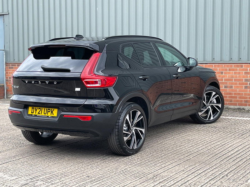 Volvo XC40 1.5h T5 Twin Engine Recharge 10.7kWh R-Design Pro Auto Euro 6 (s/s) 5dr