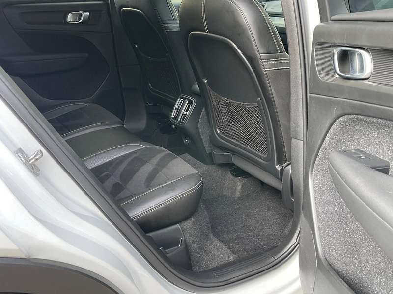 Volvo XC40 2.0 D3 R-Design Euro 6 (s/s) 5dr