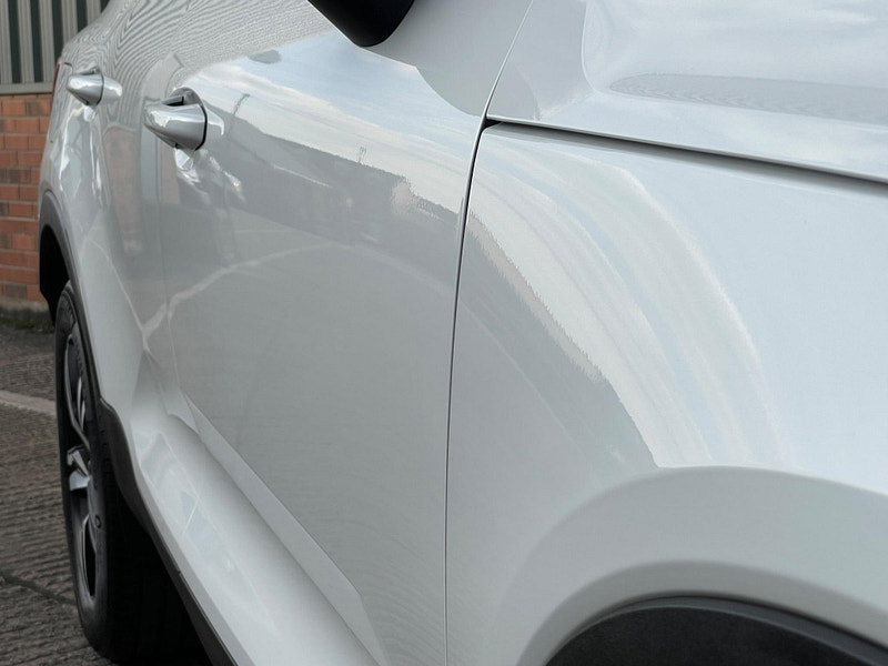 Volvo XC40 2.0 D3 R-Design Euro 6 (s/s) 5dr