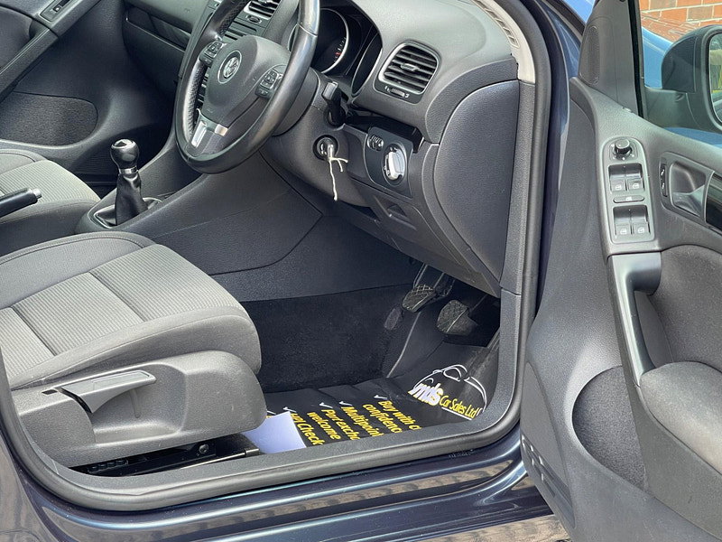 Volkswagen Golf 1.6 TDI Match Euro 5 5dr