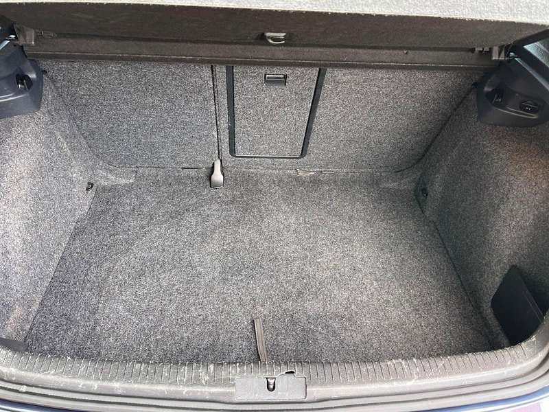 Volkswagen Golf 1.6 TDI Match Euro 5 5dr