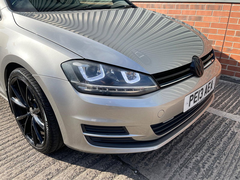Volkswagen Golf 1.6 TDI BlueMotion Tech S Euro 5 (s/s) 5dr