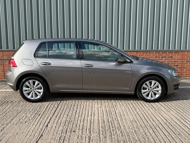 Volkswagen Golf 2.0 TDI BlueMotion Tech SE Euro 5 (s/s) 5dr